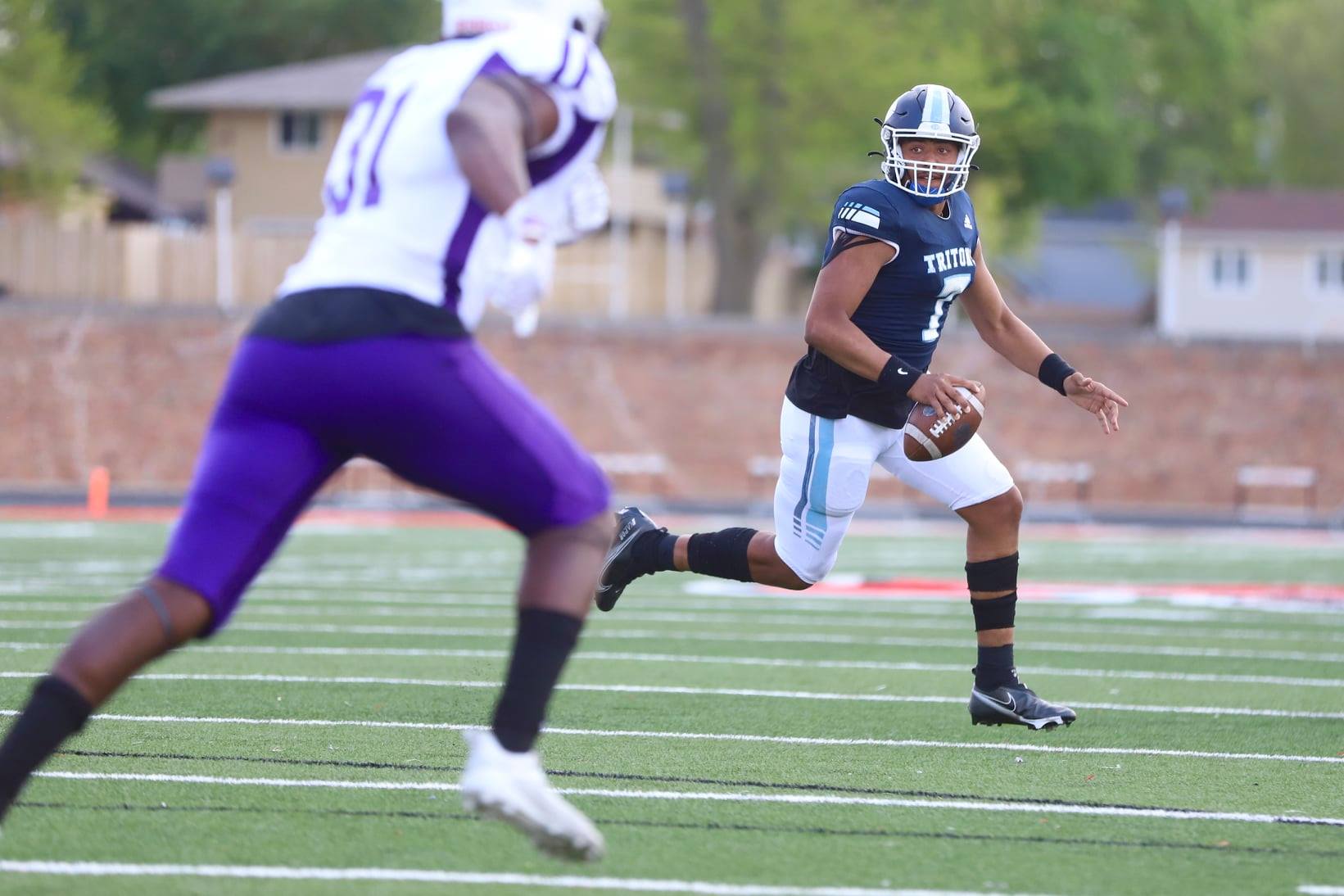Tritons overwhelm ASA Miami