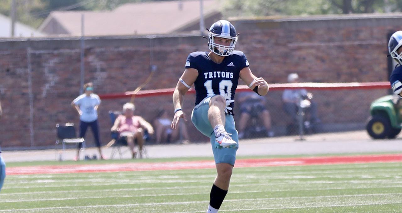 Iowa Central's Kolben Miller is special teams athlete of the week in football.
