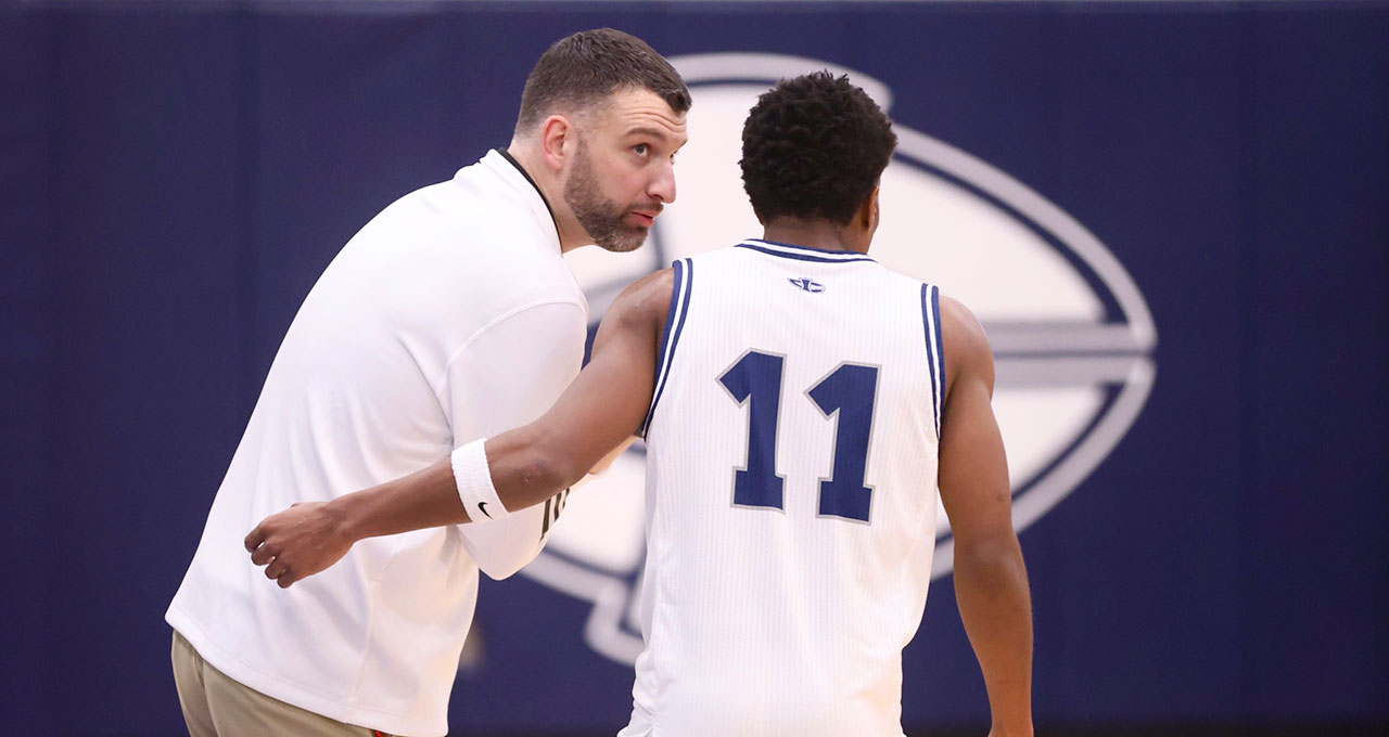 Tritons Get Big Win Over Iowa Western