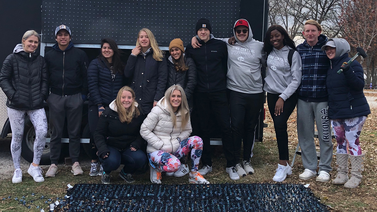 Tennis Teams Volunteer for Lights at Kennedy