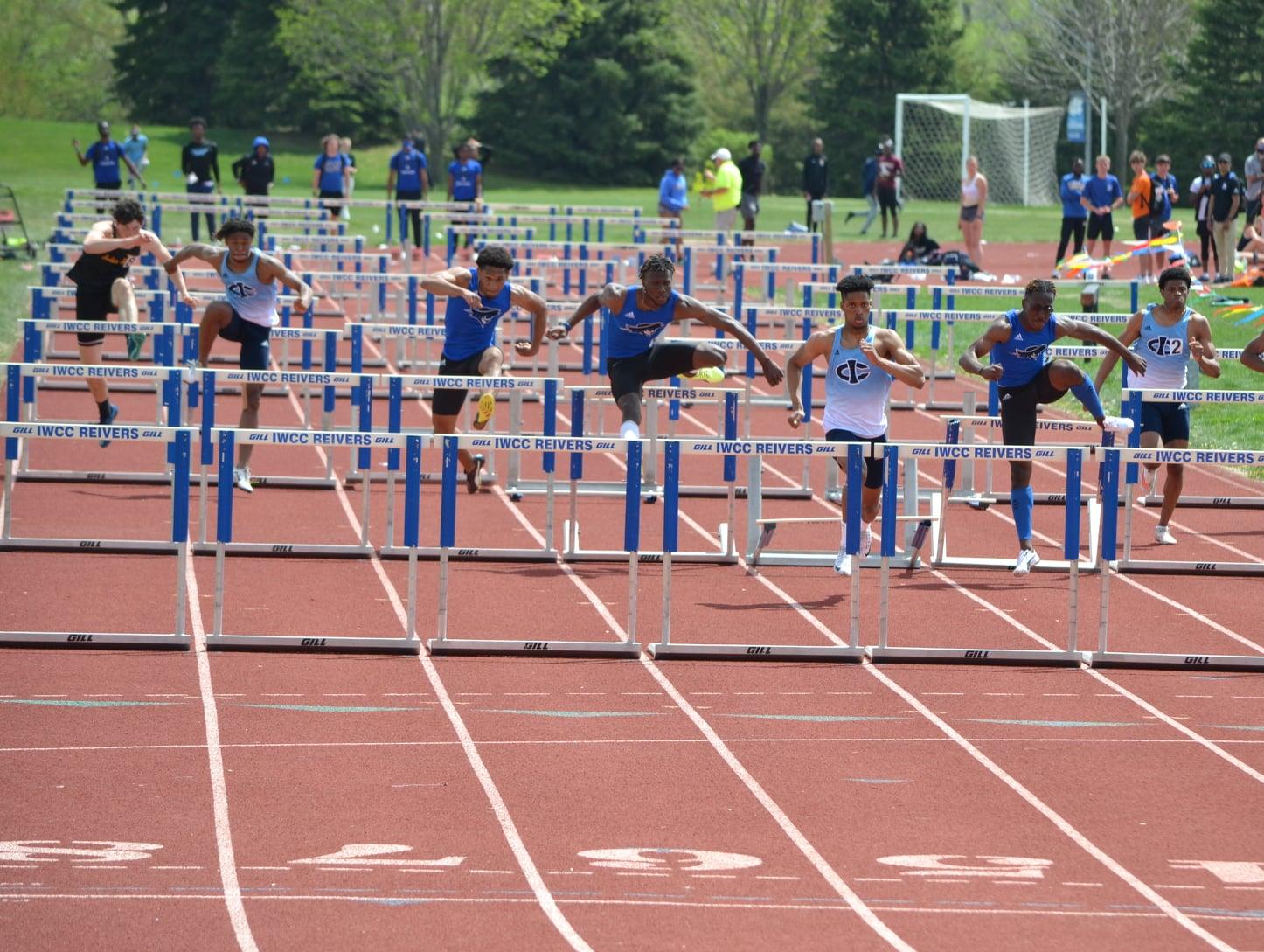 Bungei, Hayles lead charge for Tritons