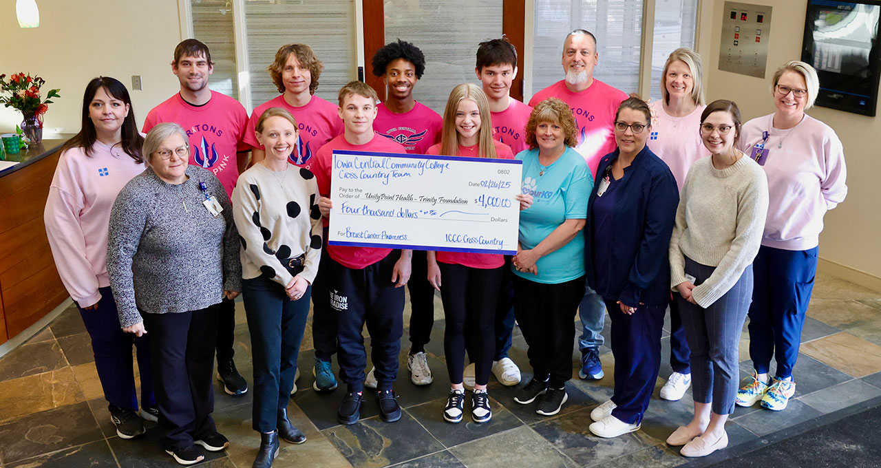 Triton Cross Country Donates to UnityPoint Health