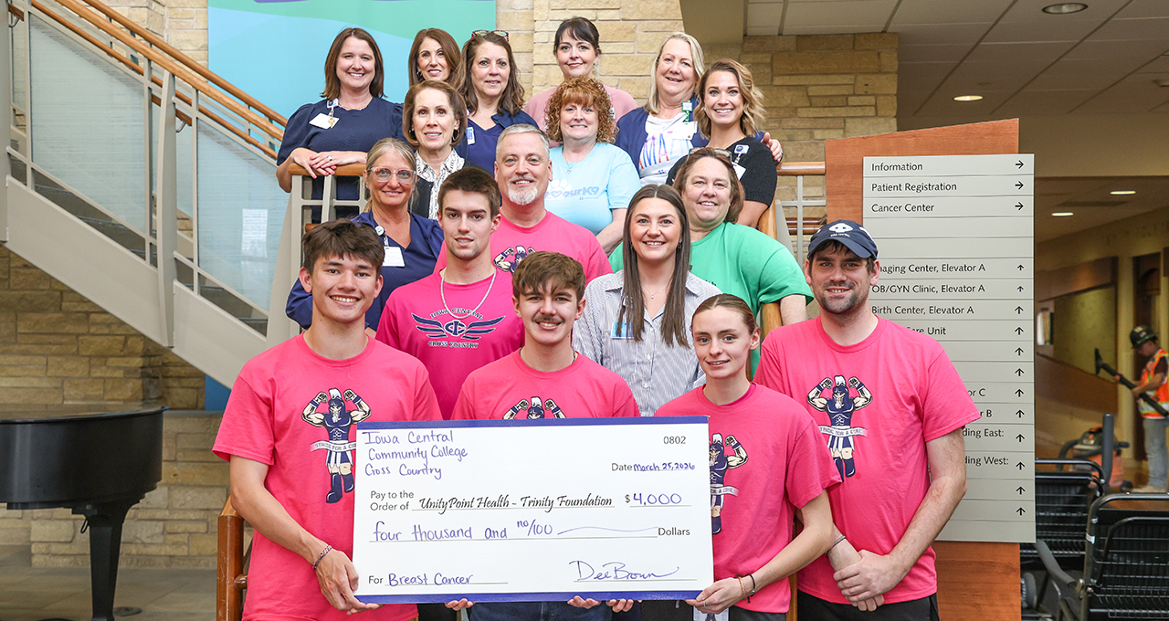 Triton Cross Country Donates to UnityPoint Health