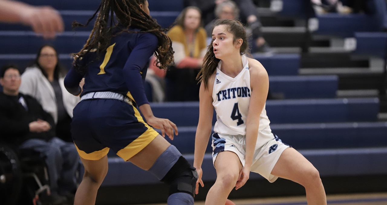 Iowa Central Women lose to Kirkwood 81-54 Saturday 