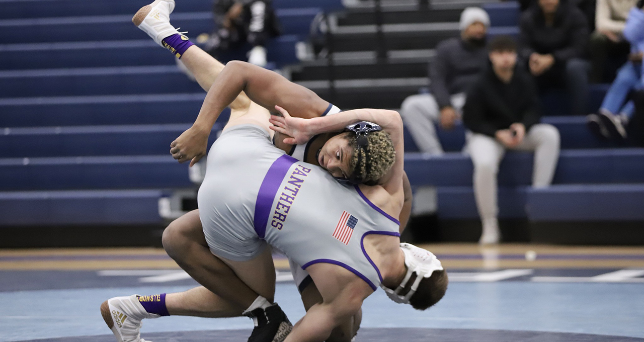 Iowa Central's Trystin Irvin is ICCAC Athlete of the Week in Mens Wrestling. 