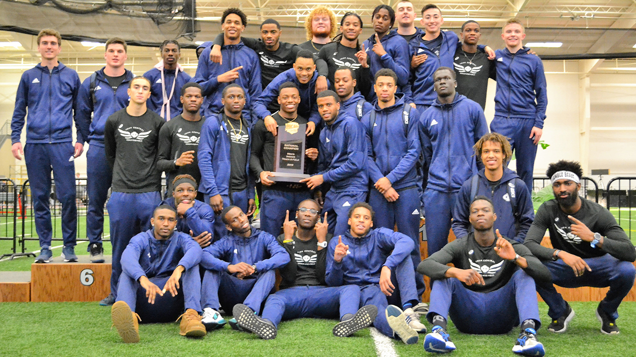 TRITONS ARE CHAMPS