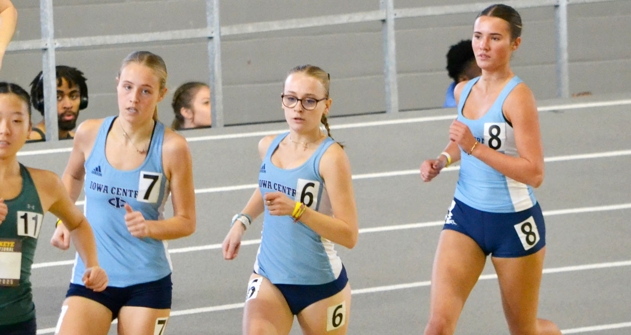 Tritons Go the Distance in Iowa City