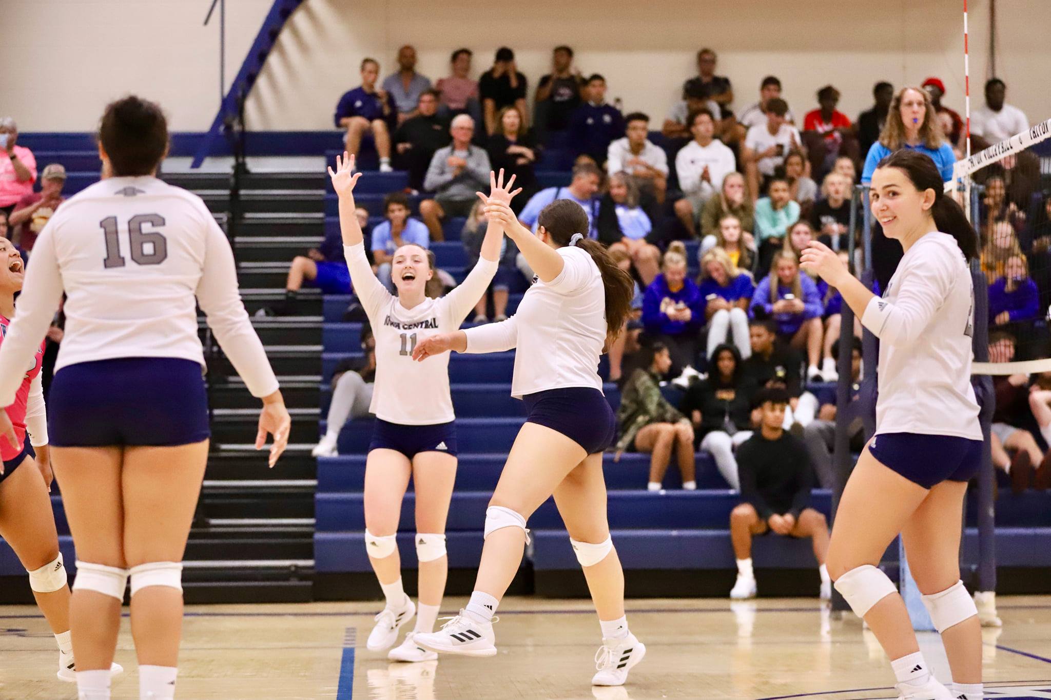 No. 1 Tritons continue dominance with road sweep