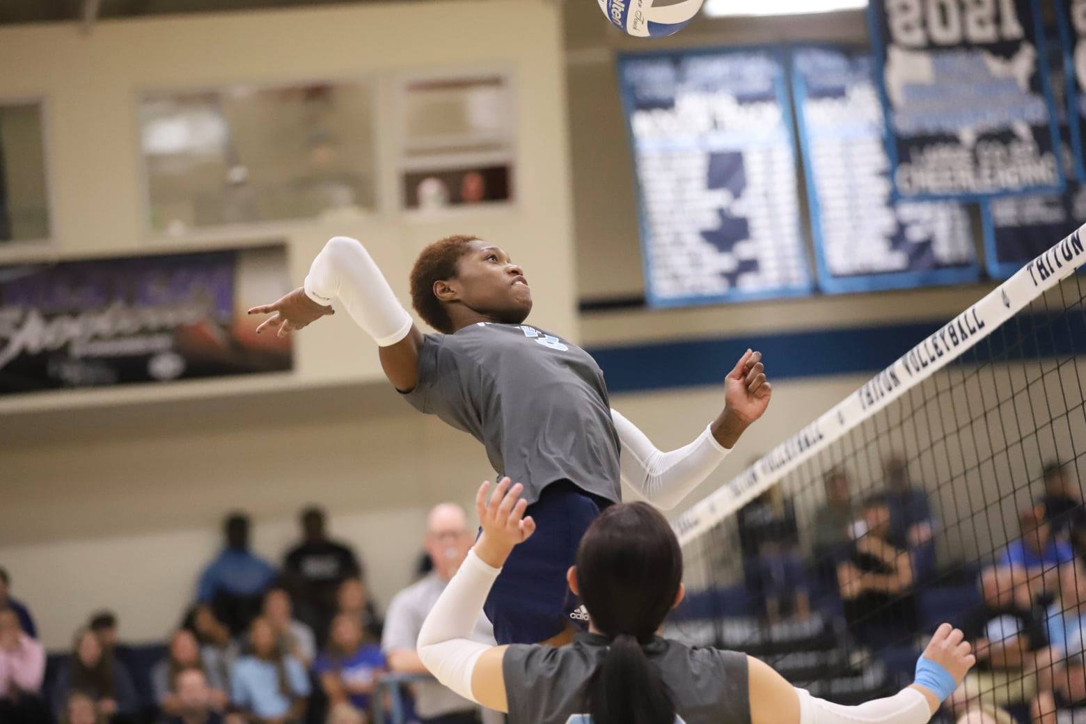 No. 1 Tritons pick up two more wins