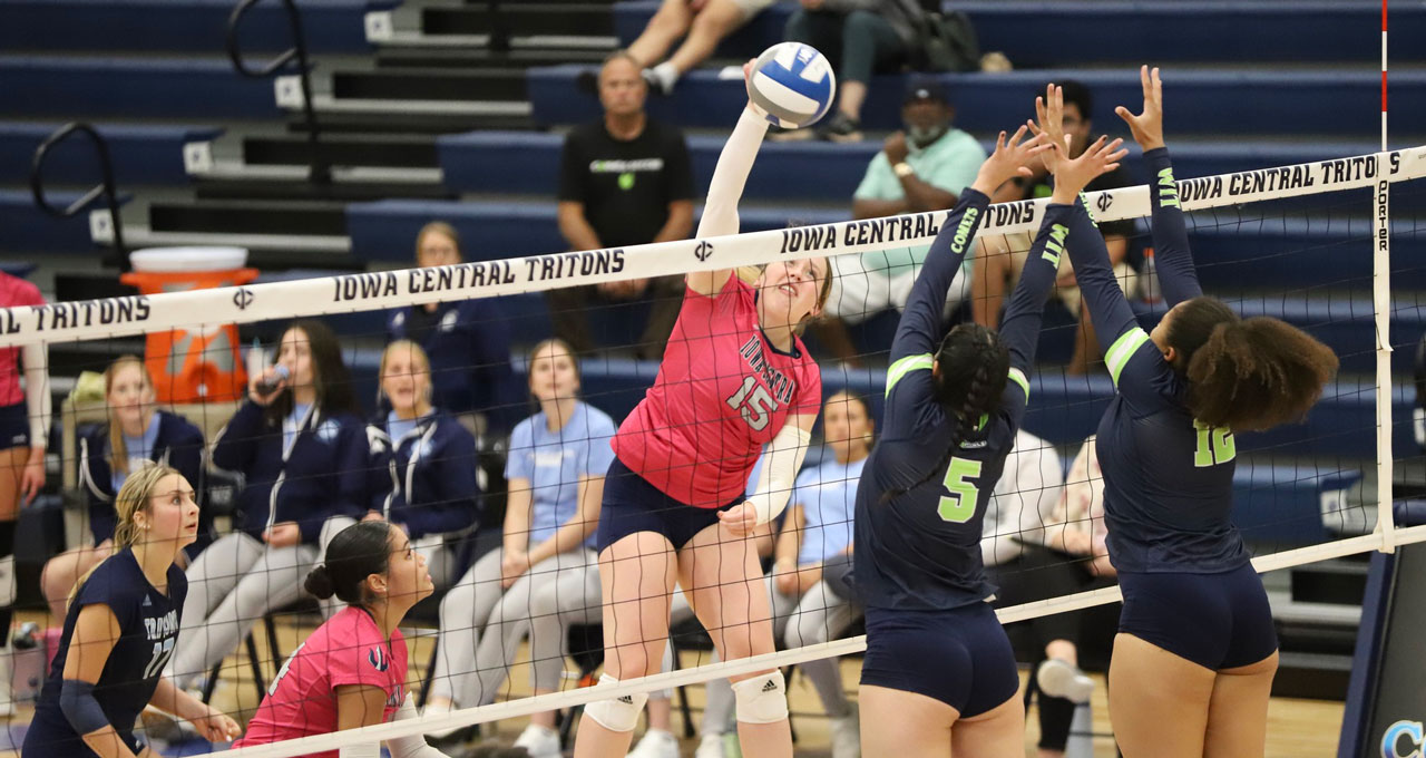 Sampson Named ICCAC Player of the Week