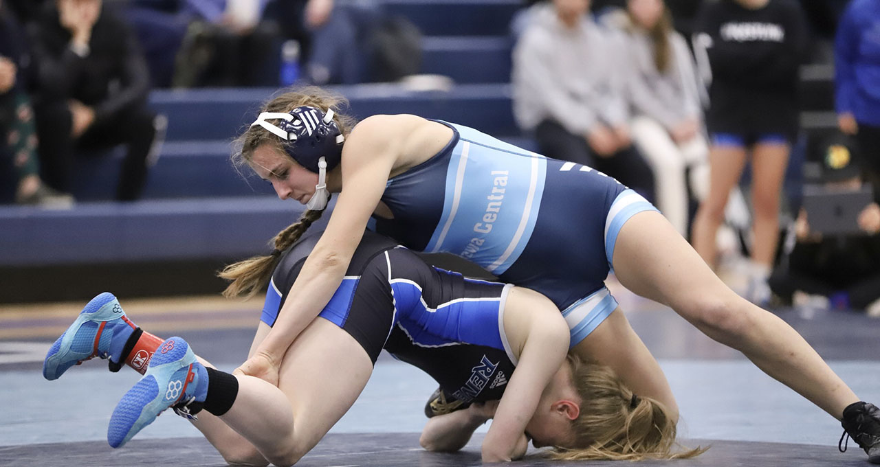 Triton women tie Iowa Western 24-24 in first home dual